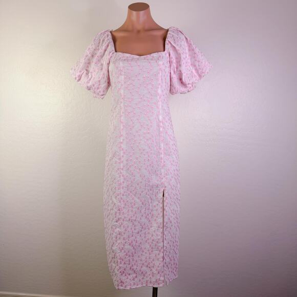 Gianni Bini Dresses & Skirts - GB Embroidered Floral Midi Dress Regencycore Coquette Cottage Light Pink XS NWT